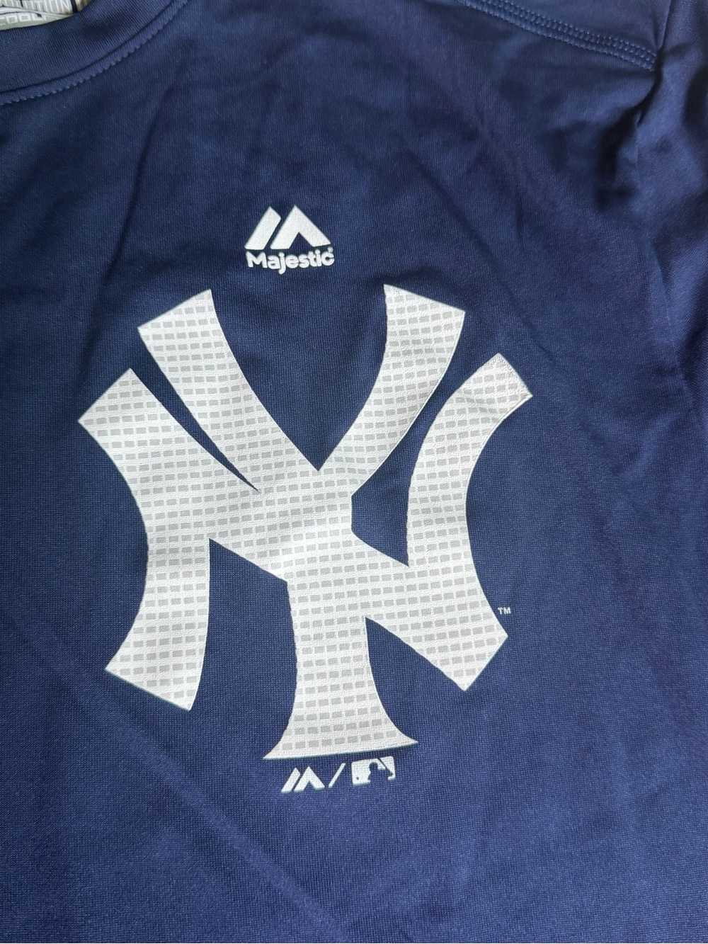 Majestic Authentic Navy Short-Sleeve New York Yankees Tee with White Logo L - Picture 2 of 4